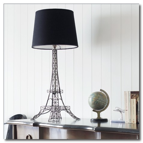 eifel tower lamp photo - 2