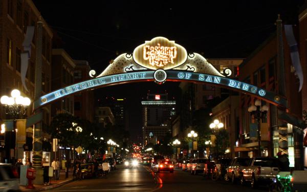 gas lamp san diego photo - 4