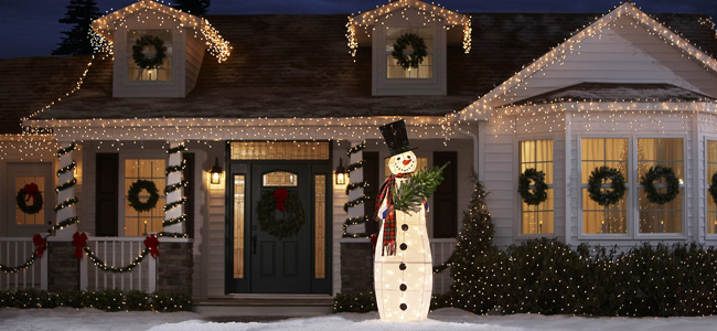 hang outdoor christmas lights photo - 7