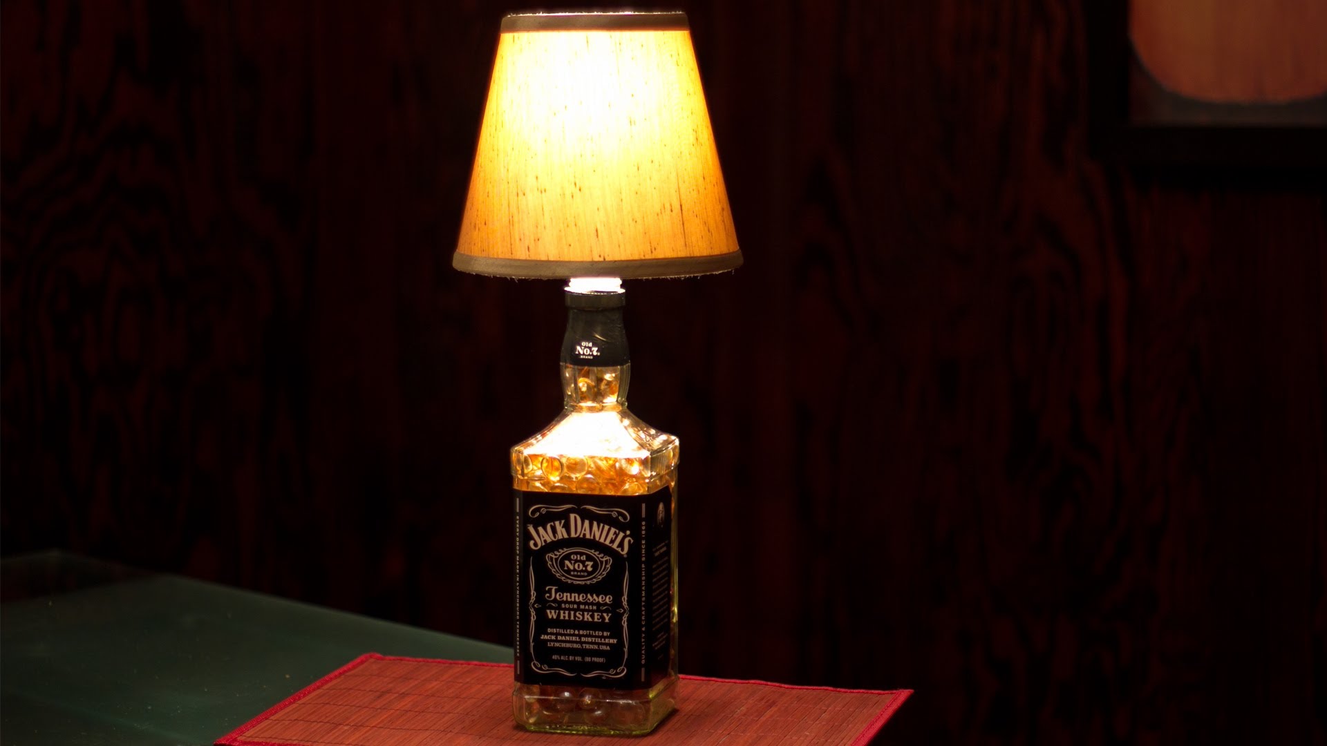 how to make a bottle lamp photo - 1