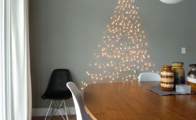 how to make a wall christmas tree with lights photo - 3