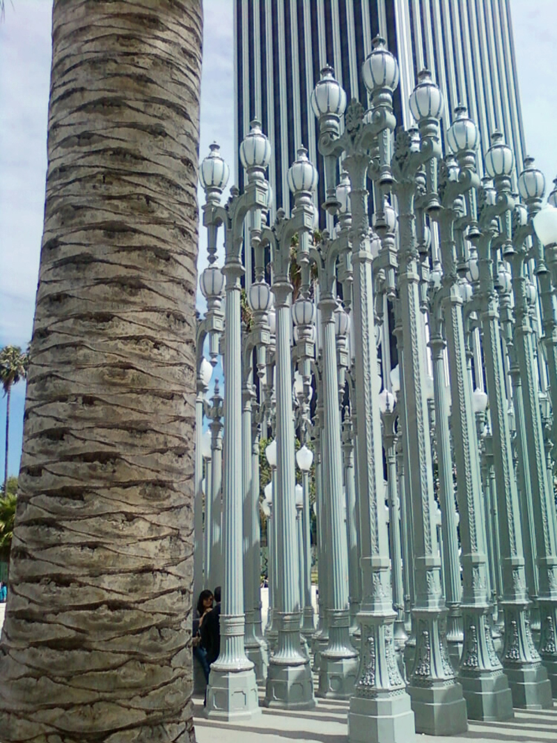 The Los Angeles landmark of light 20 amazing Lacma lamps Warisan Lighting