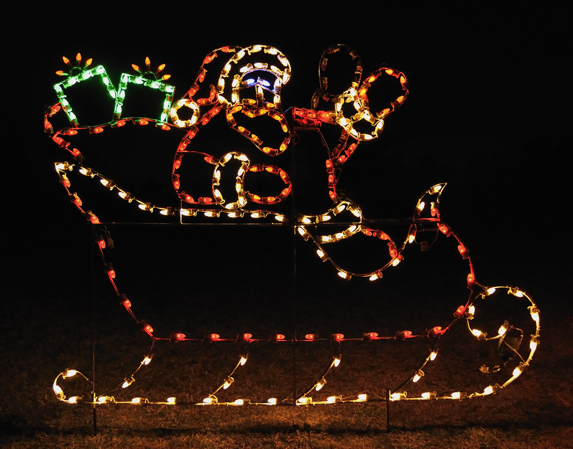 large christmas outdoor lights photo - 9