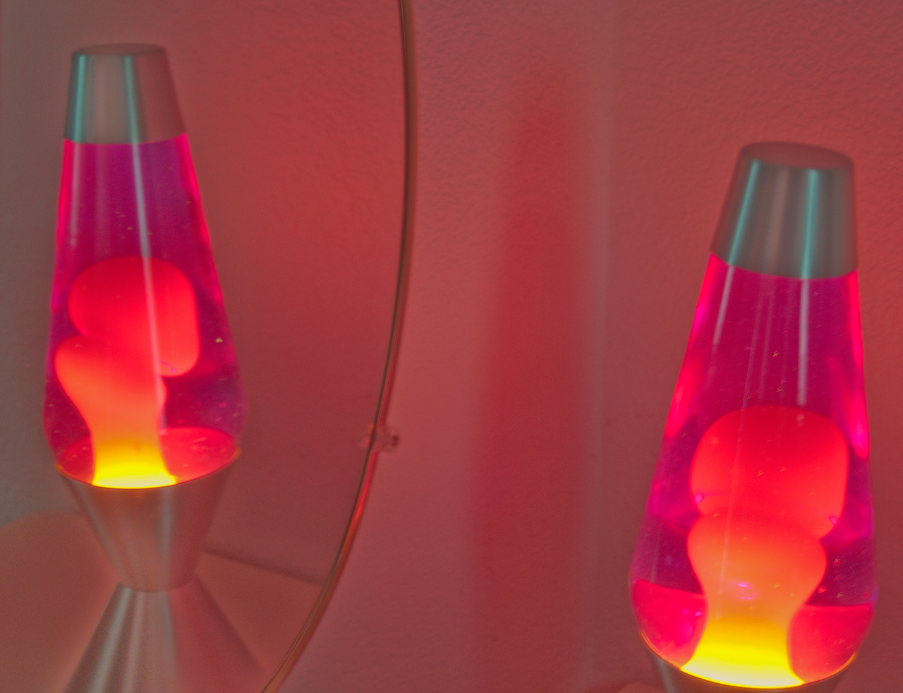 Lava lamp sizes - 16 color combinations you could possibly want ...