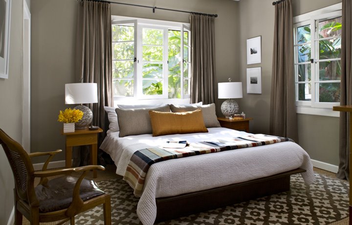 light gray bedroom walls photo - 4