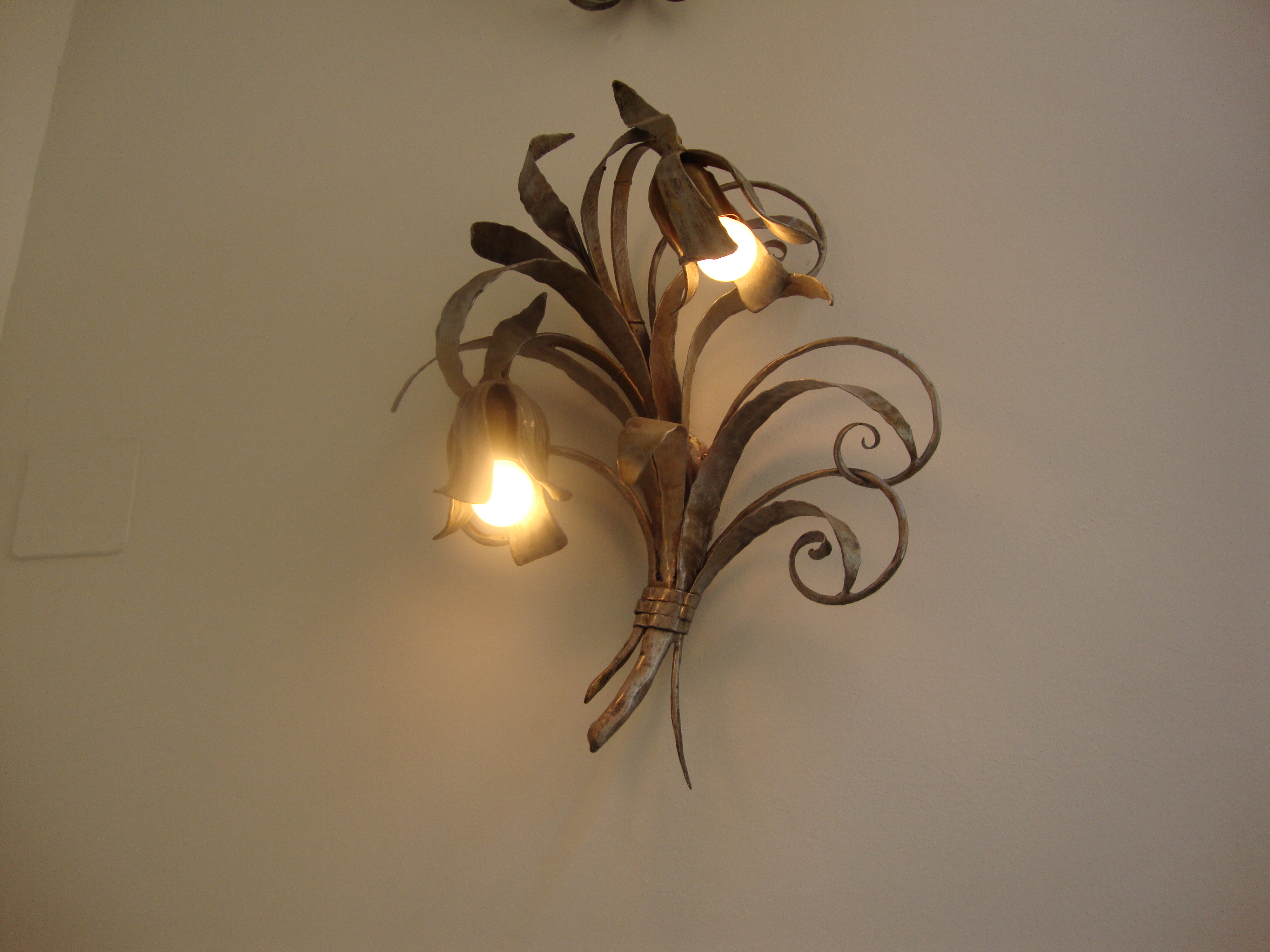 living room wall light fixtures photo - 4