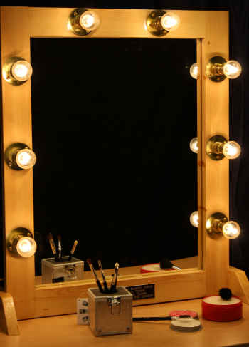 makeup wall mirror with lights photo - 7