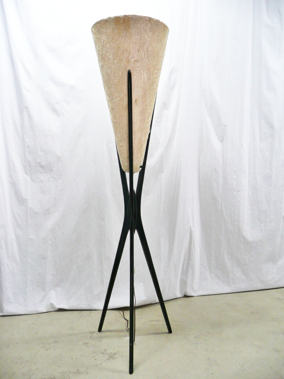 mid century floor lamps photo - 2