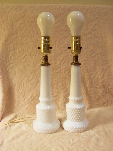 milk glass table lamps photo - 8