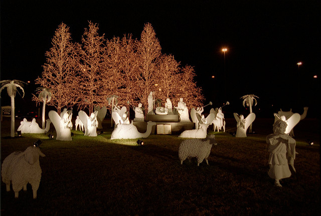 nativity outdoor lights photo - 1