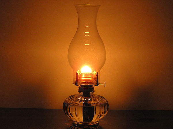 oil lamp glass photo - 2