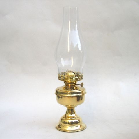 old fashioned oil lamps photo - 2