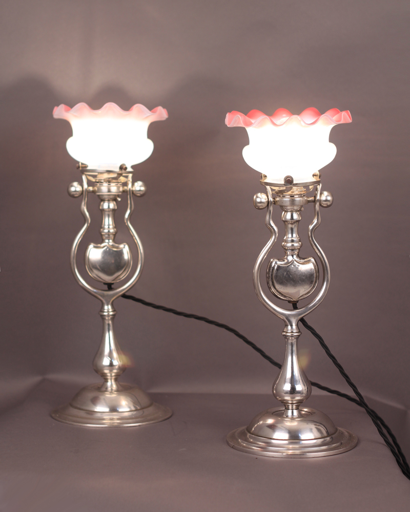 pink lamps photo - 10