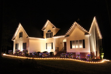 professional outdoor christmas lights photo - 6