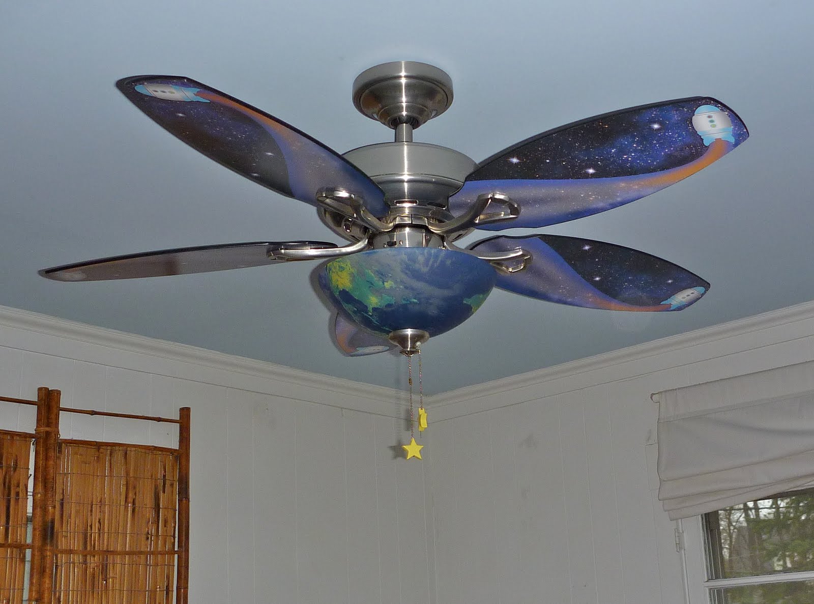 rocket ship ceiling fan photo - 9