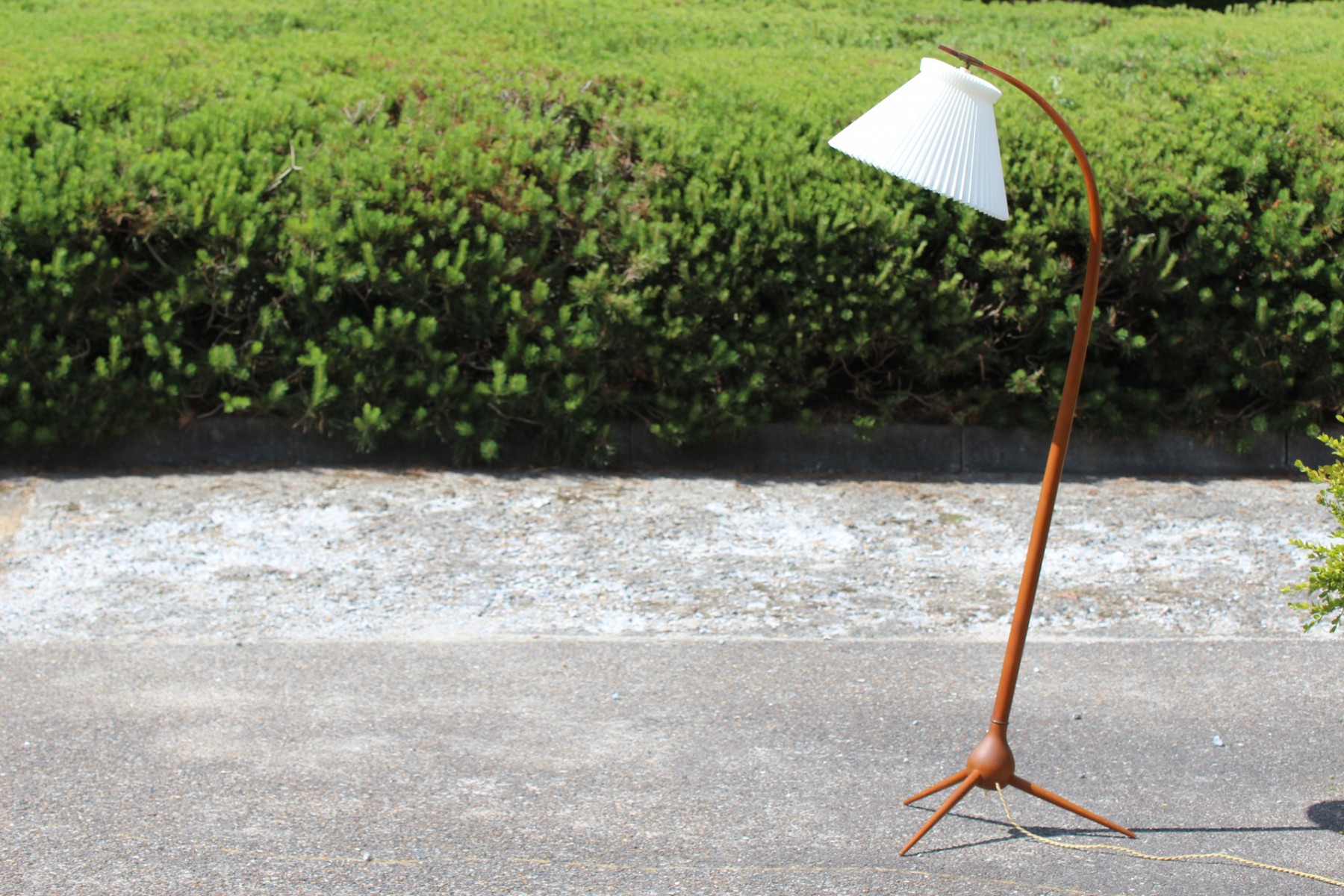 scandinavian floor lamp photo - 9