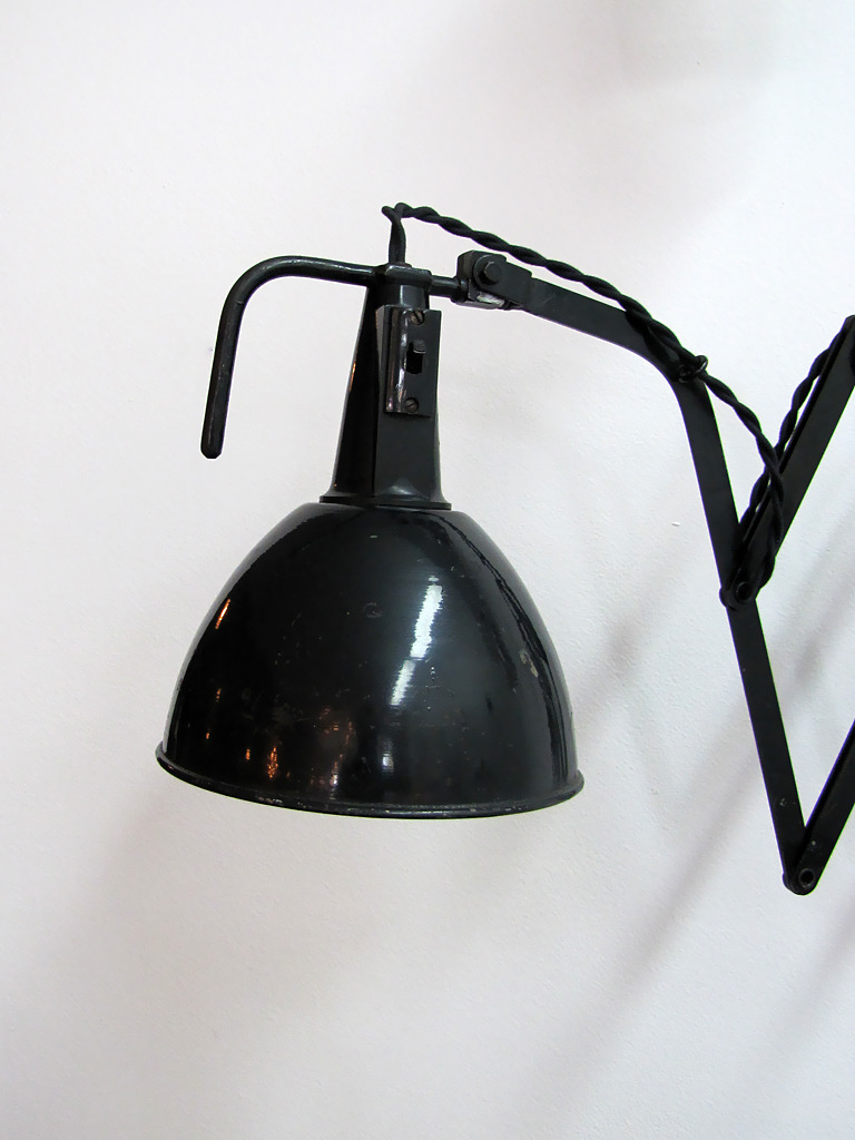 scissor wall lamp photo - 7