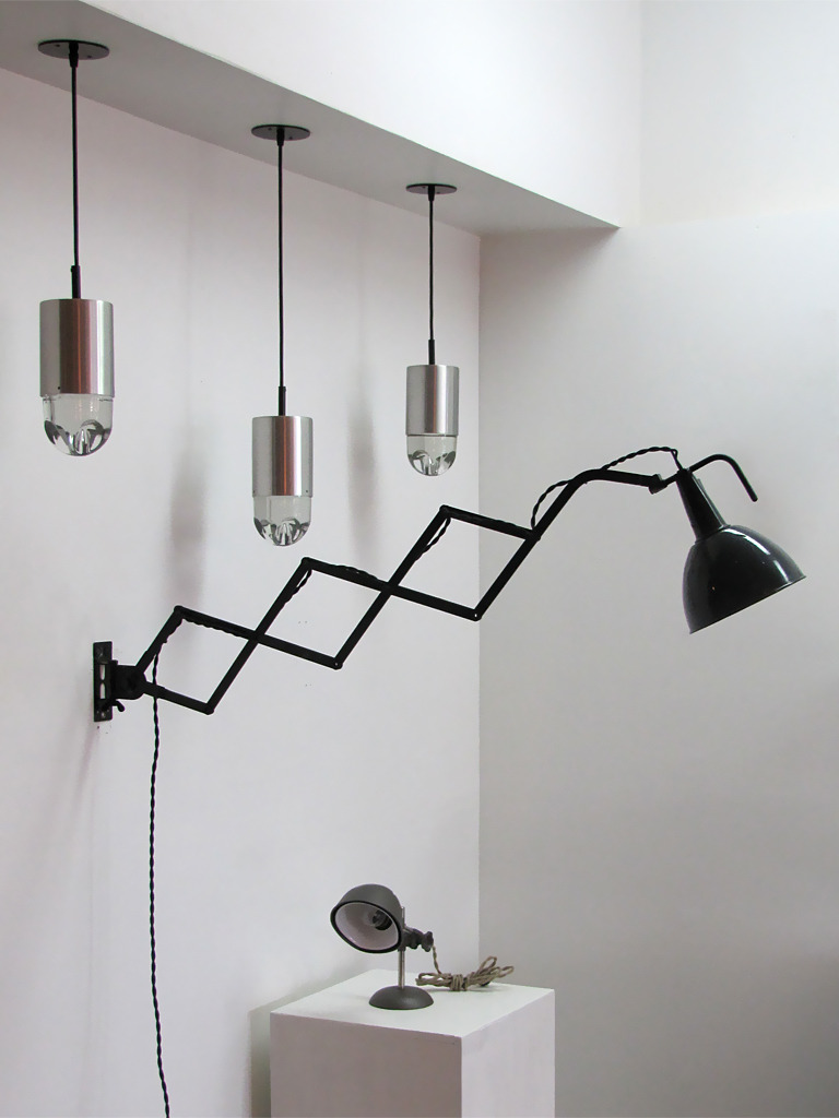 scissor wall lamp photo - 8