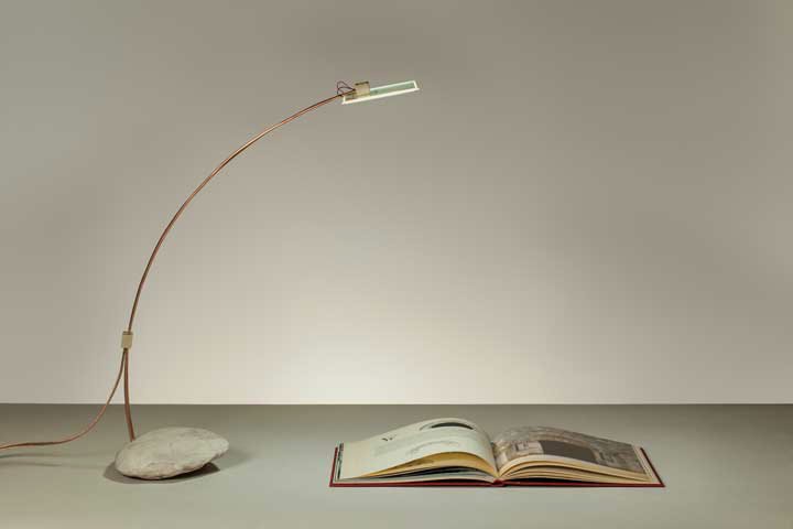 simple table lamp photo - 8