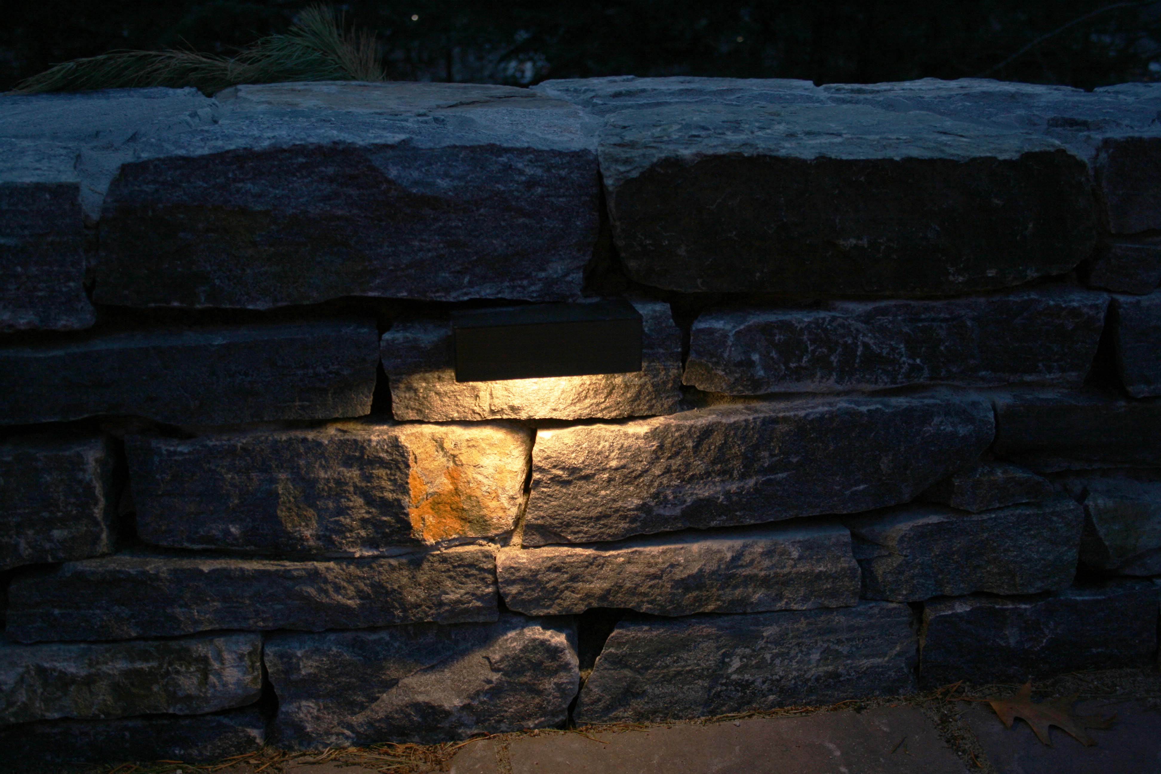 stone wall lights photo - 4