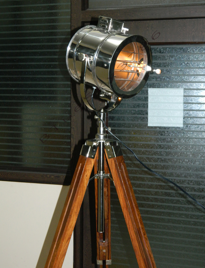 studio floor lamp photo - 4