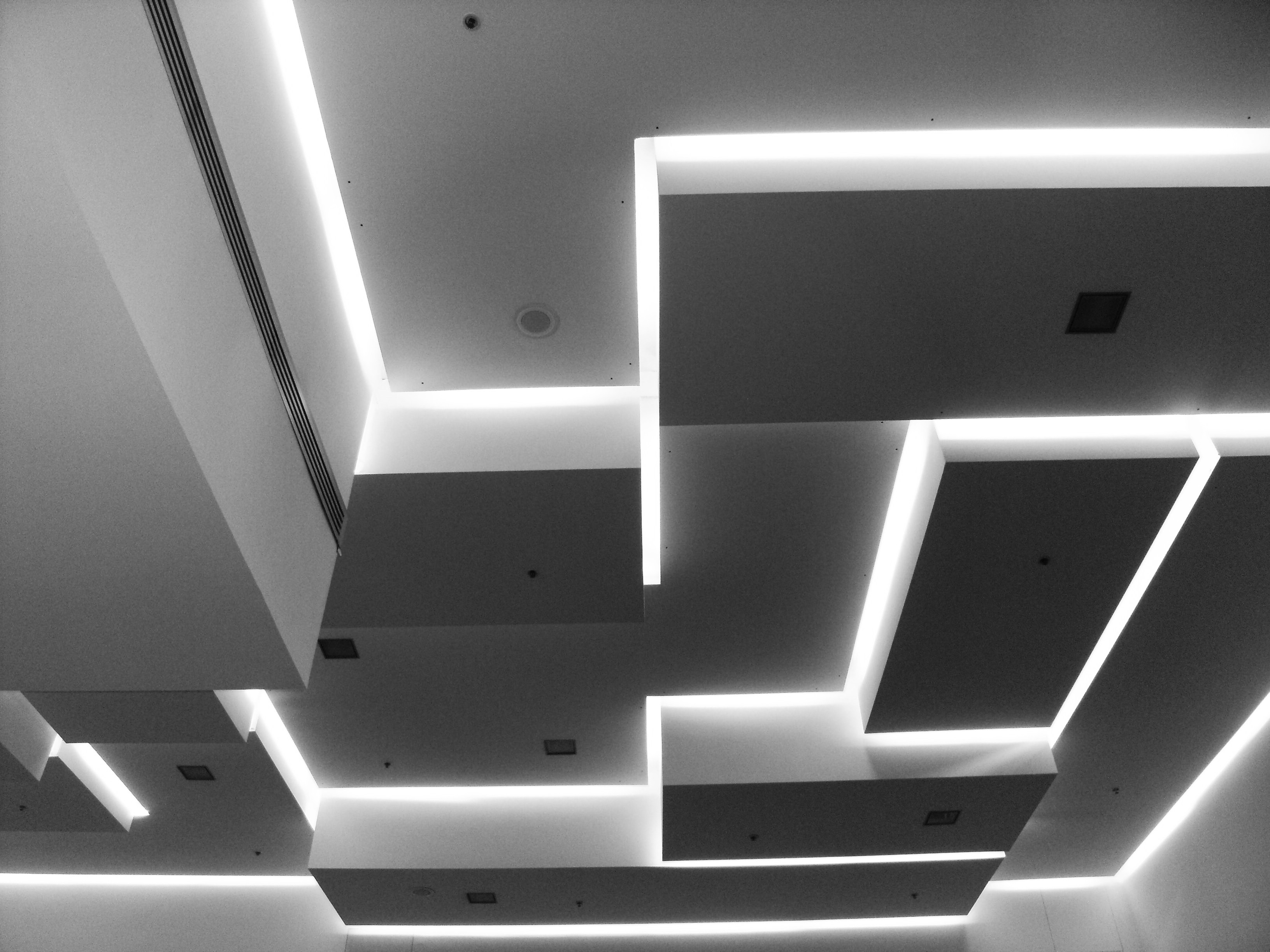 suspended ceiling fluorescent lights photo - 1