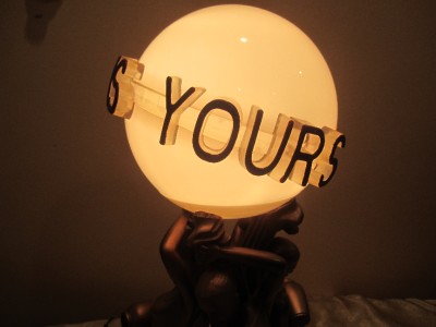 the world is yours lamp photo - 6