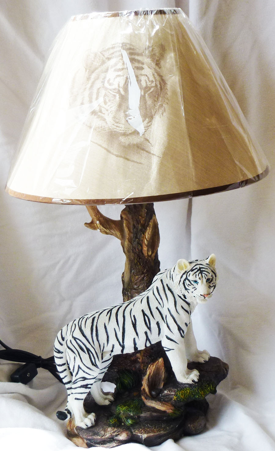 tiger lamp photo - 6