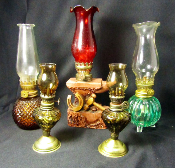 vintage oil lamps photo - 4