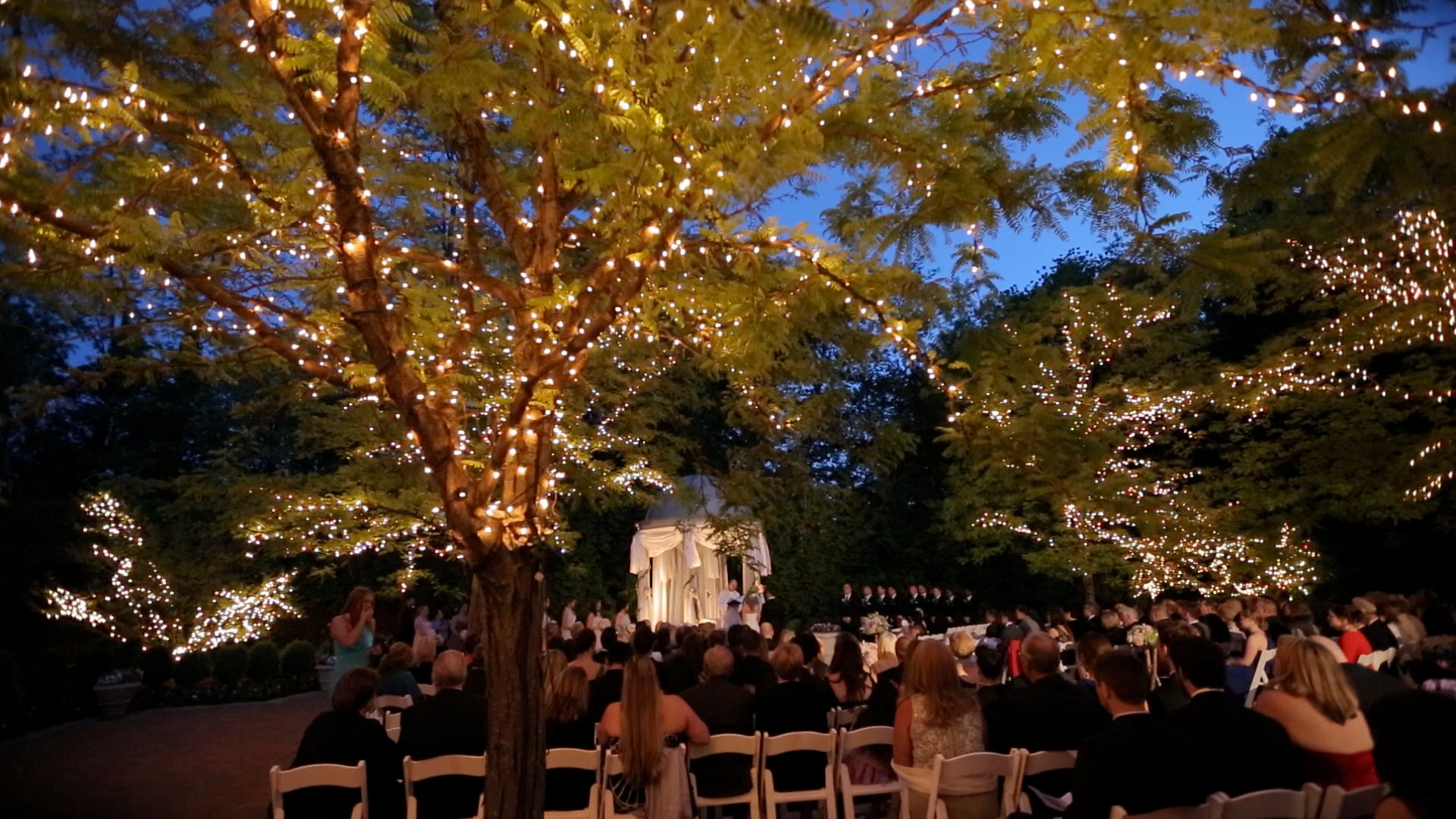 wedding outdoor lights photo - 4