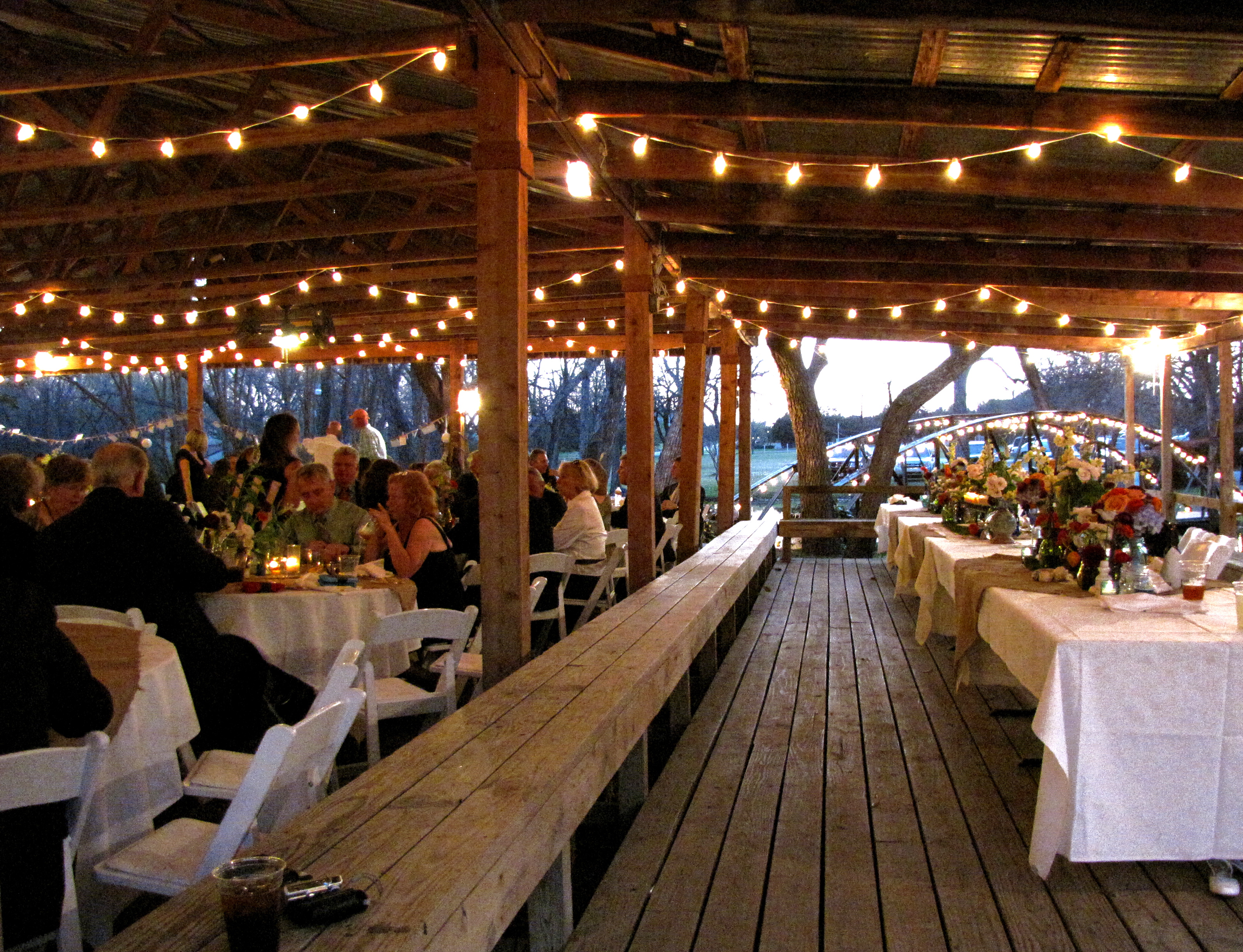 wedding outdoor lights photo - 7