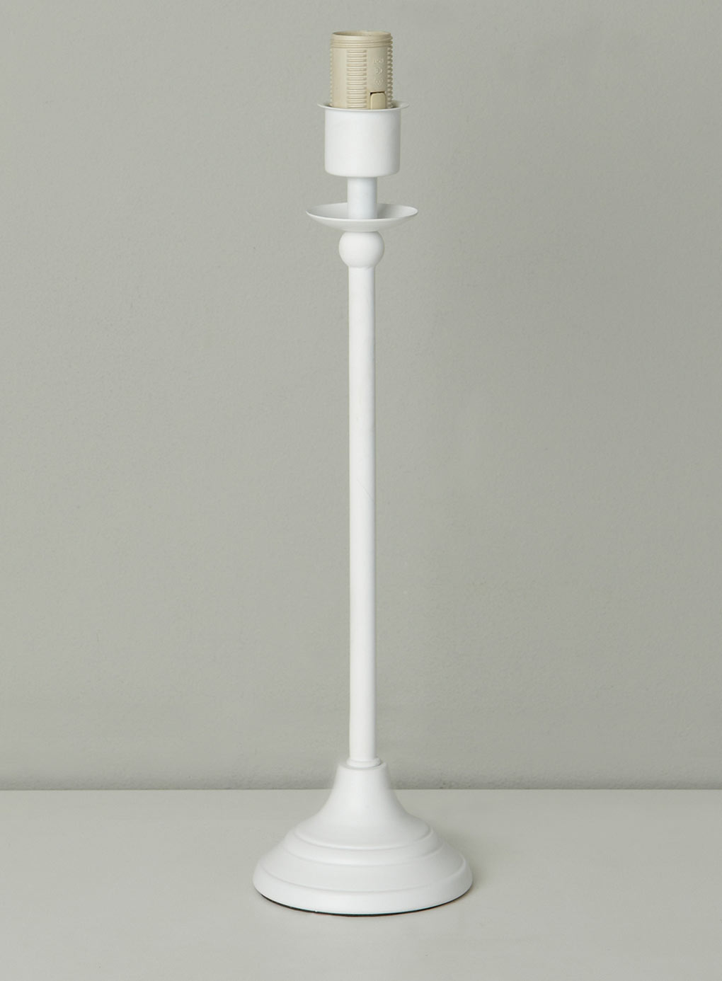 white lamp table photo - 10