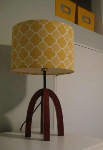 yellow nursery lamp photo - 4